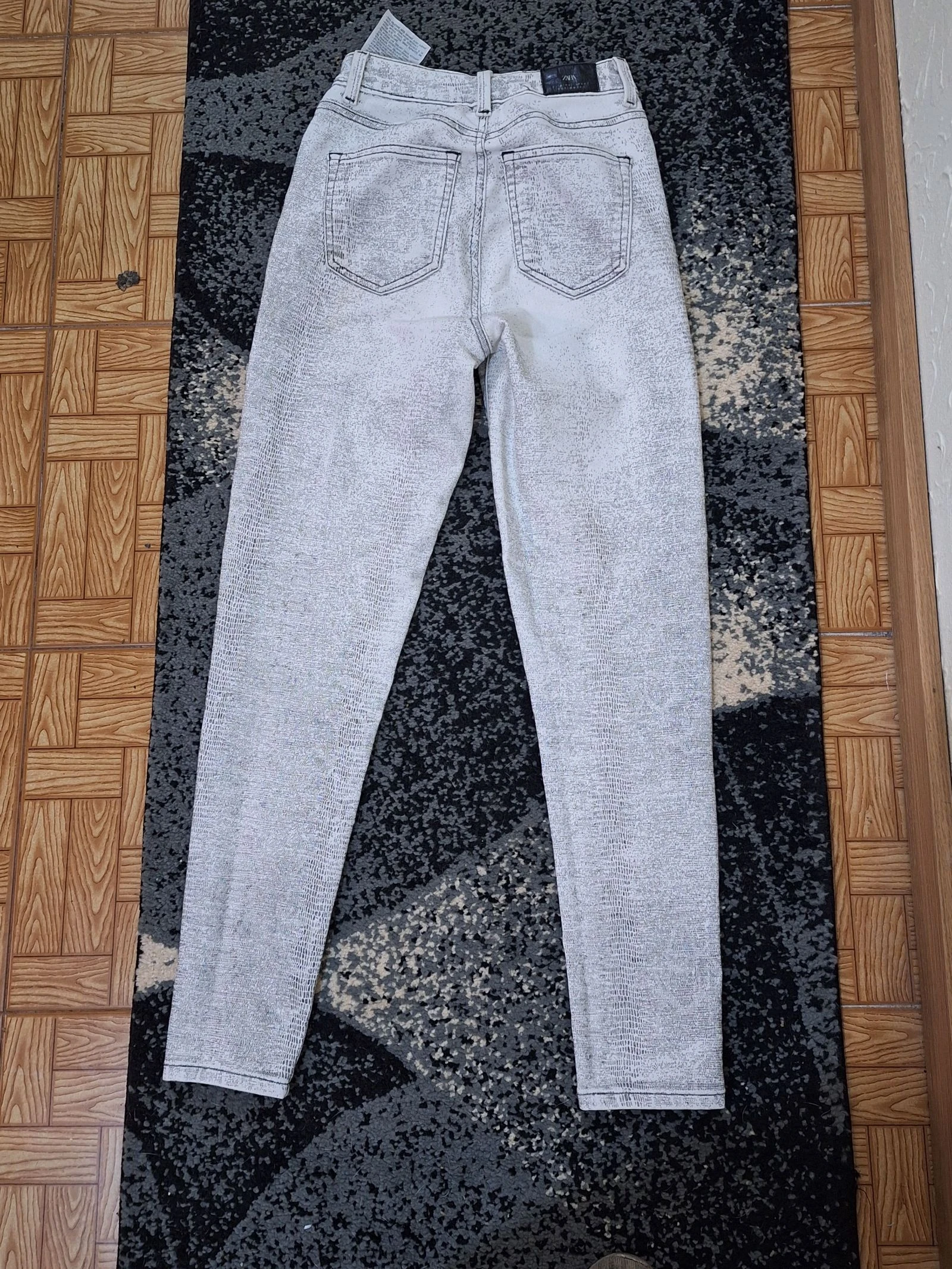 Pantalón de Zara cintura alta talla 34 – photo 2